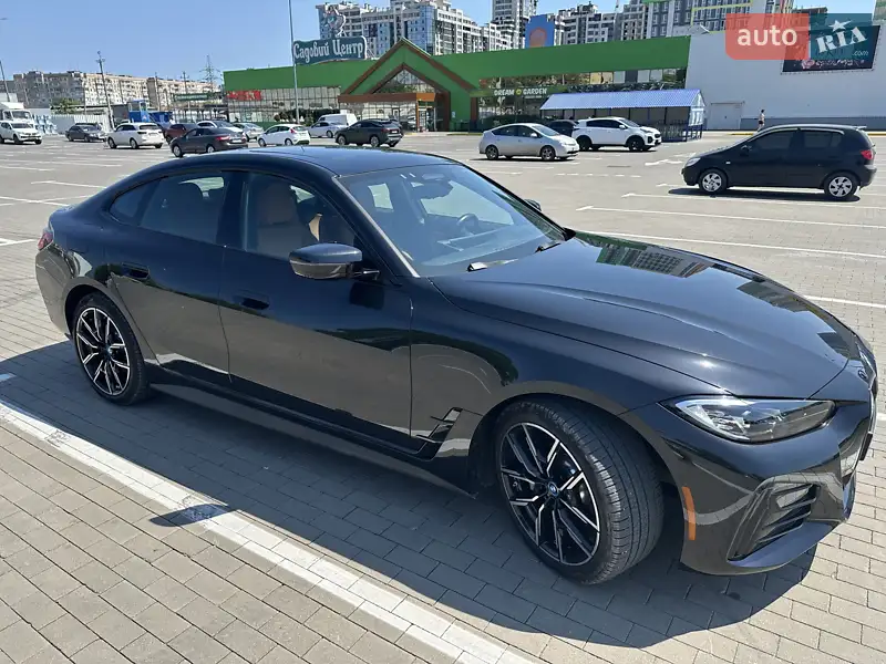 BMW i4