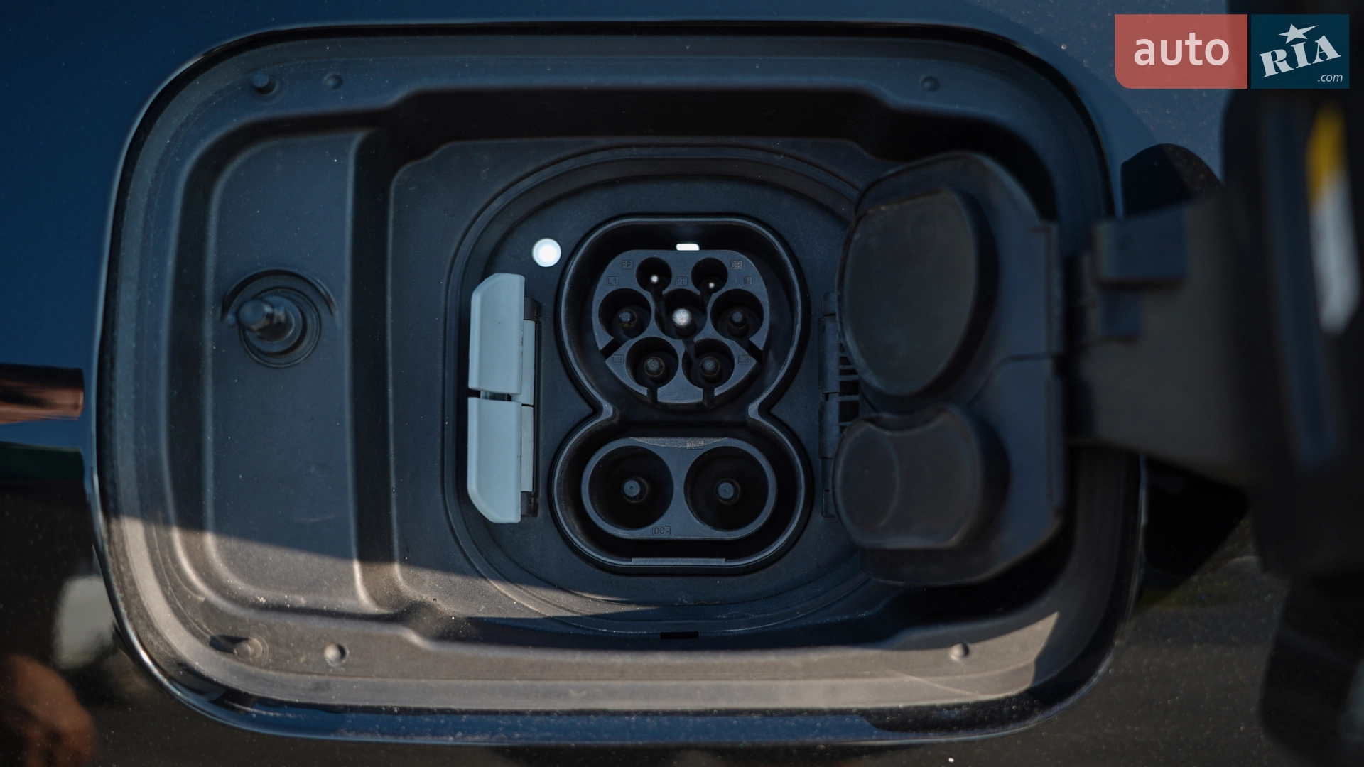 2022 BMW i4 - мініатюра 19