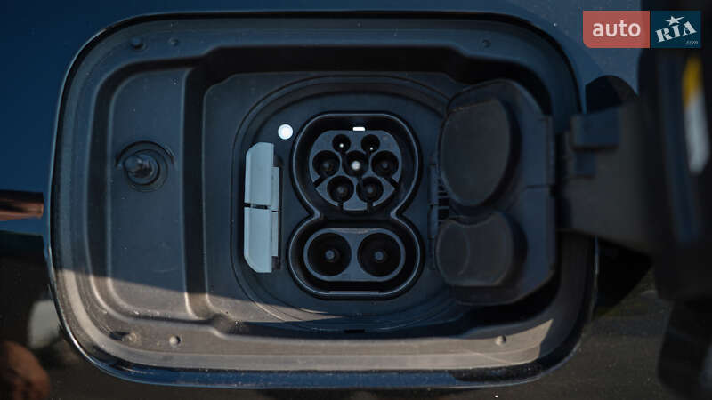 Купе BMW i4 2022 в Киеве фото 19 Купе BMW i4 2022 в Киеве