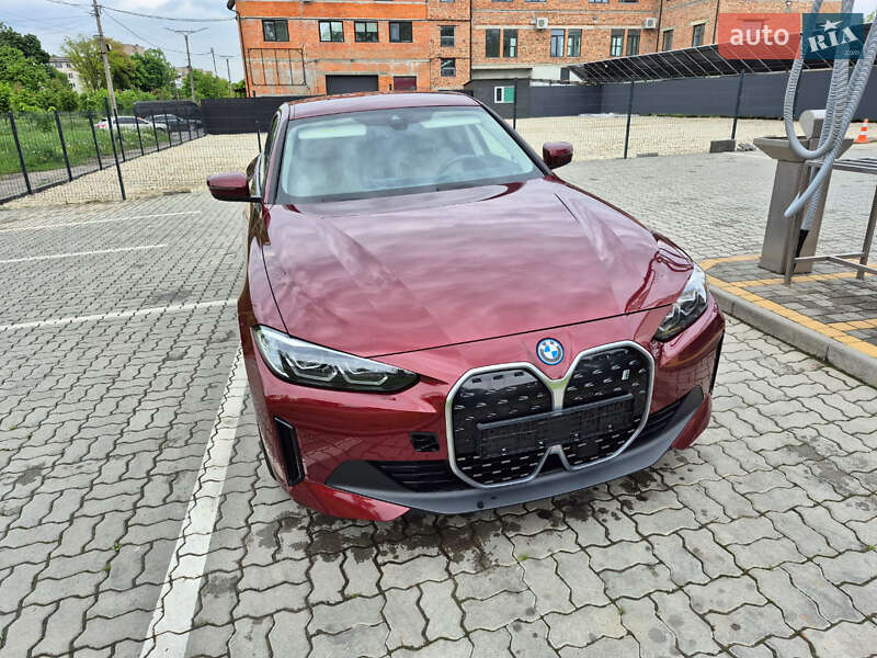 BMW i4 2023