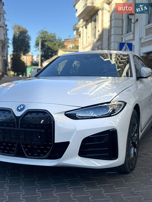 Купе BMW i4 2023 в Белой Церкви