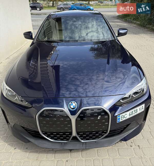 Купе BMW i4 2022 в Львове