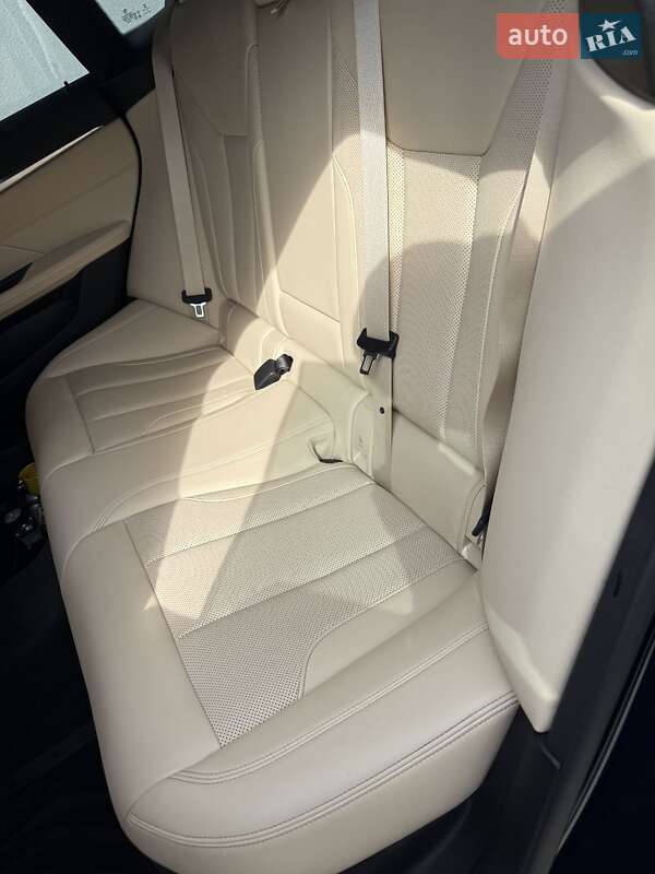 Купе BMW i4 2022 в Львове