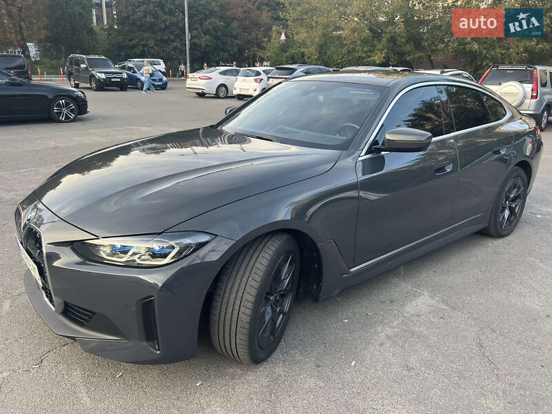 Купе BMW i4 2023 в Киеве
