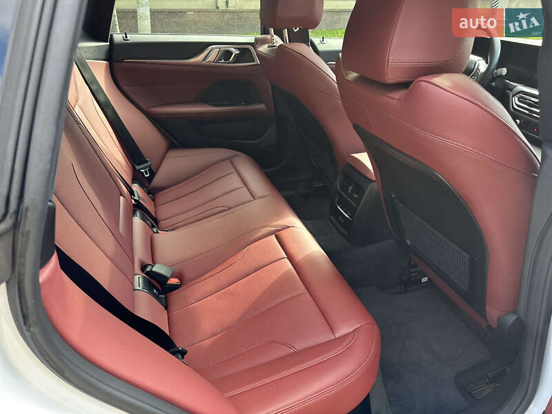 Купе BMW i4 2023 в Киеве