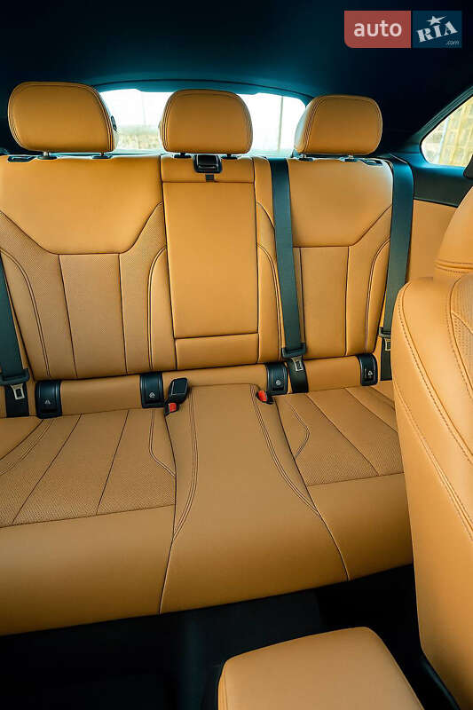 Купе BMW i4 2023 в Дніпрі