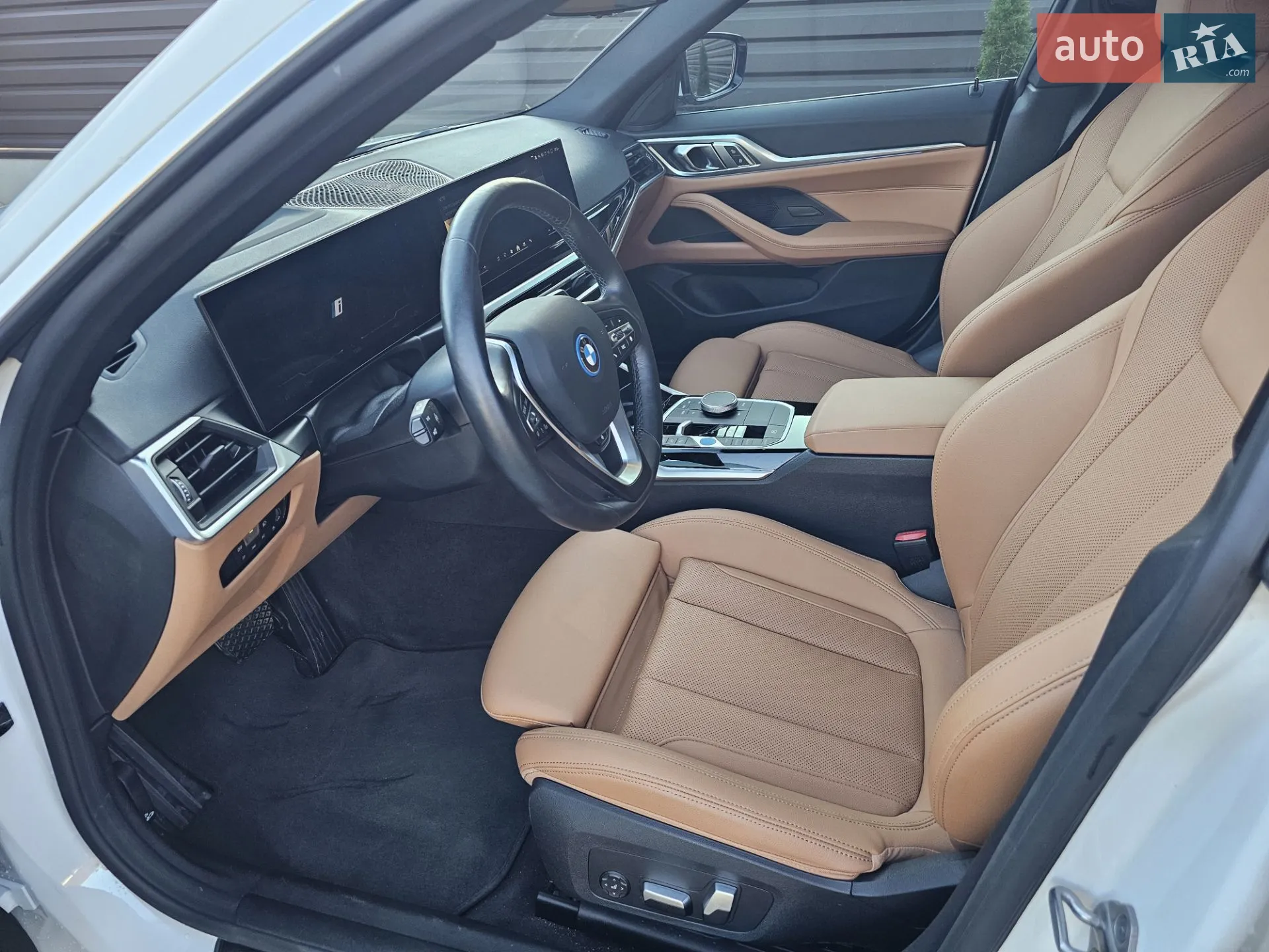 2023 BMW i4 - мініатюра 10