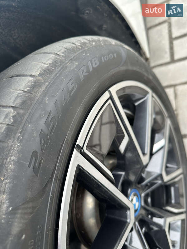 Купе BMW i4 2024 в Львове фото 18 Купе BMW i4 2024 в Львове