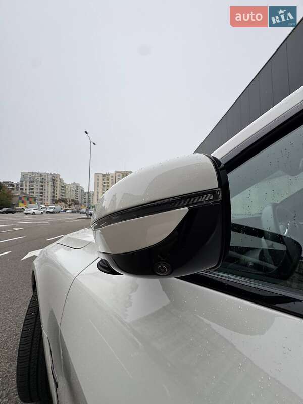 Купе BMW i4 2022 в Киеве фото 11 Купе BMW i4 2022 в Киеве