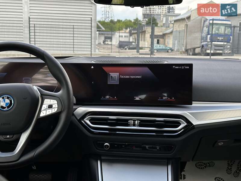 Купе BMW i4 2023 в Львові