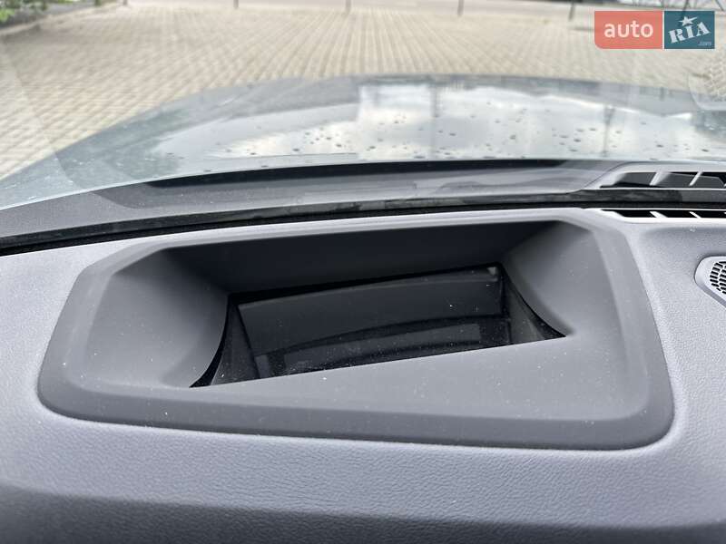 Купе BMW i4 2023 в Львові