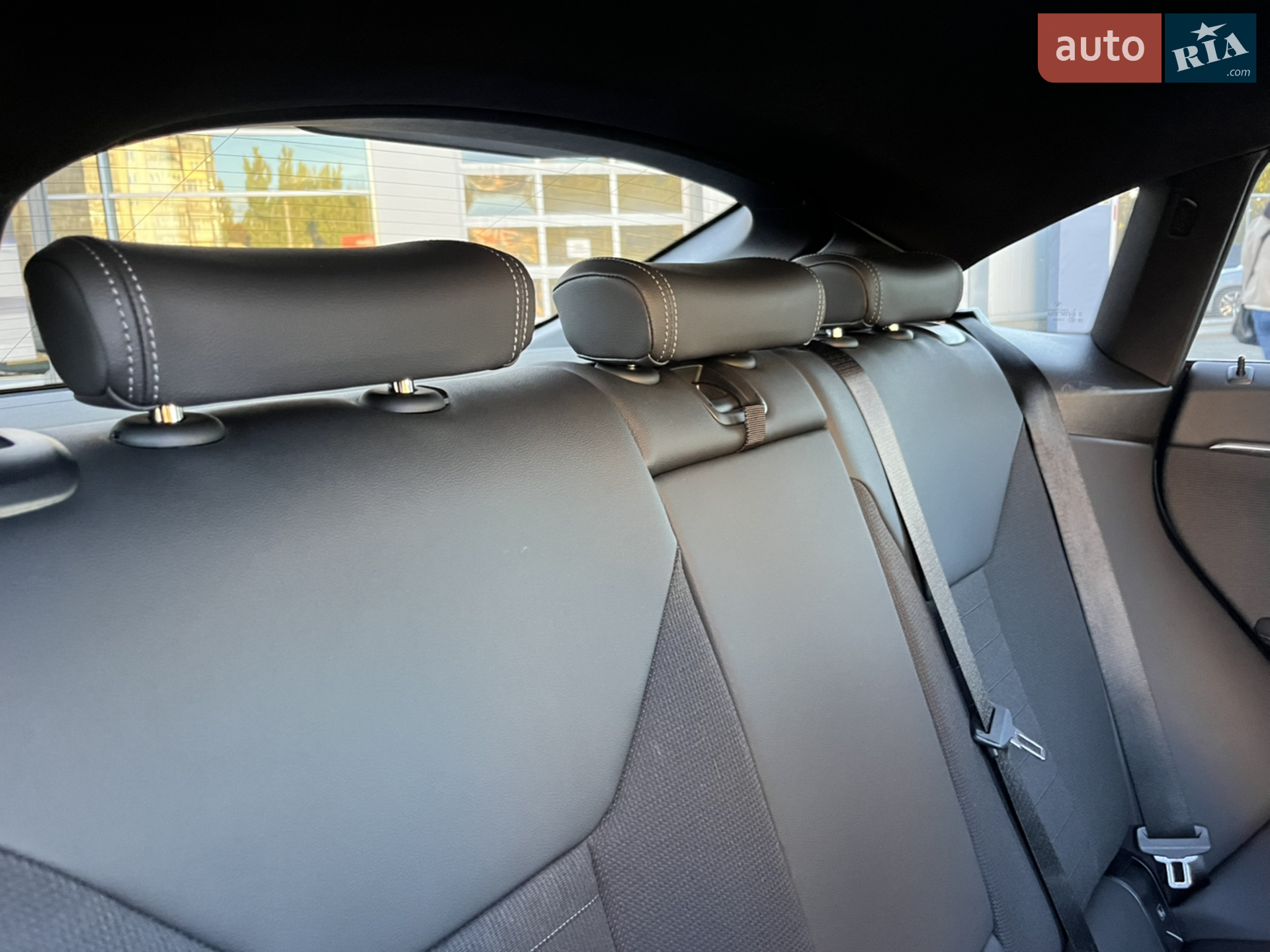 2023 BMW i4 - мініатюра 24