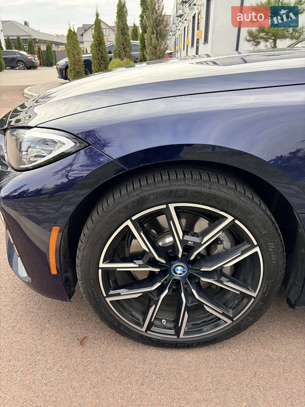 Купе BMW i4 2023 в Киеве