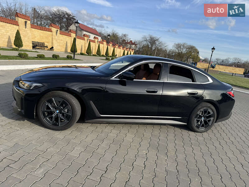 Купе BMW i4 2024 в Измаиле