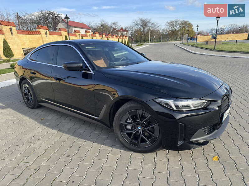 Купе BMW i4 2024 в Измаиле