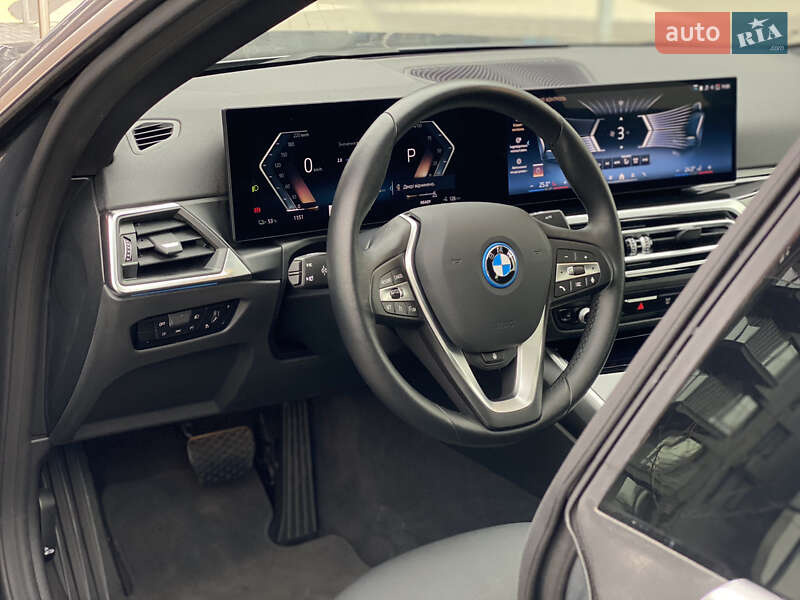 Купе BMW i4 2024 в Киеве фото 23 Купе BMW i4 2024 в Киеве