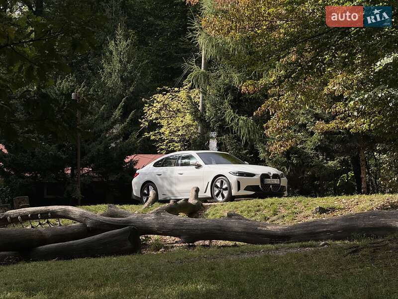 Купе BMW i4 2023 в Ужгороде