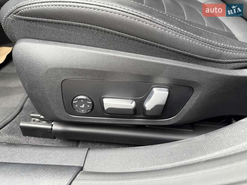 Купе BMW i4 2022 в Львове