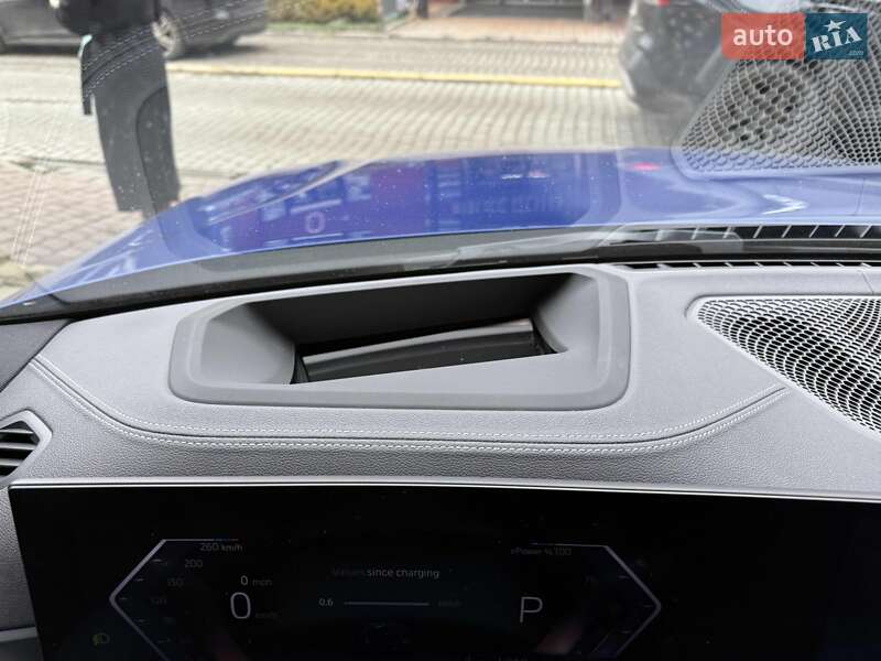 Купе BMW i4 2022 в Львове
