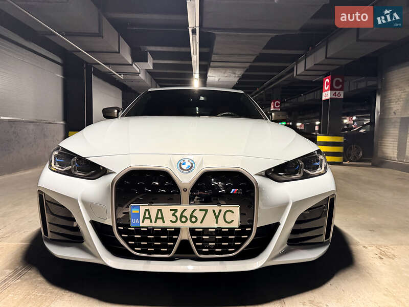 Купе BMW i4 2023 в Киеве фото 3 Купе BMW i4 2023 в Киеве