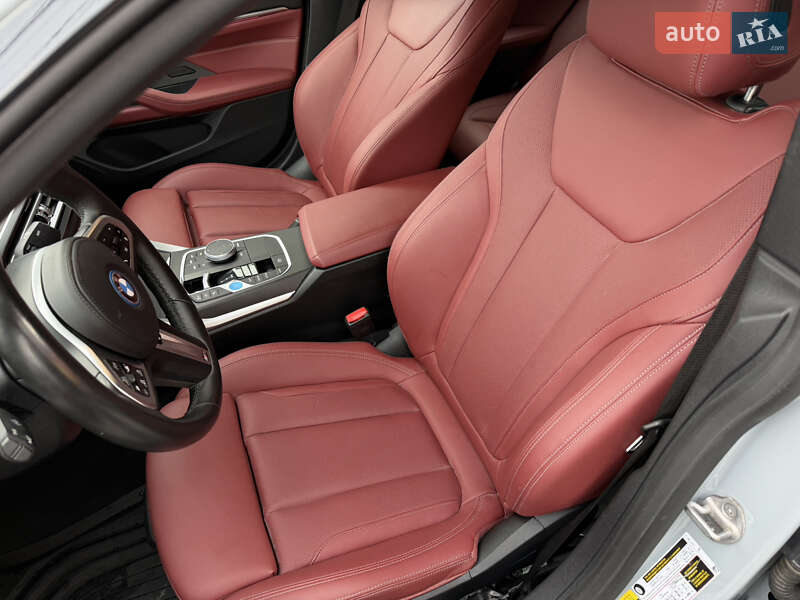 Купе BMW i4 2024 в Киеве фото 22 Купе BMW i4 2024 в Киеве