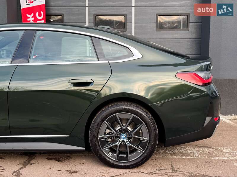 Купе BMW i4 2024 в Киеве фото 7 Купе BMW i4 2024 в Киеве