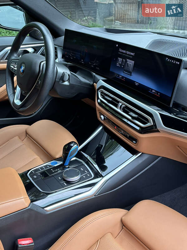 Купе BMW i4 2022 в Львове