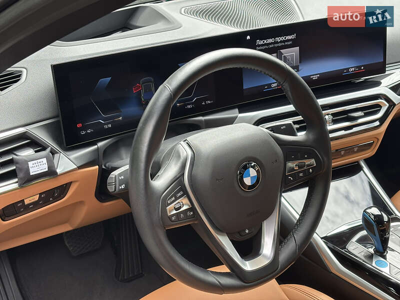 Купе BMW i4 2022 в Львове