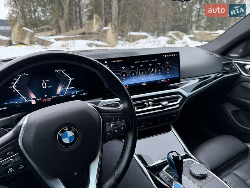 Купе BMW i4 2022 в Самборе