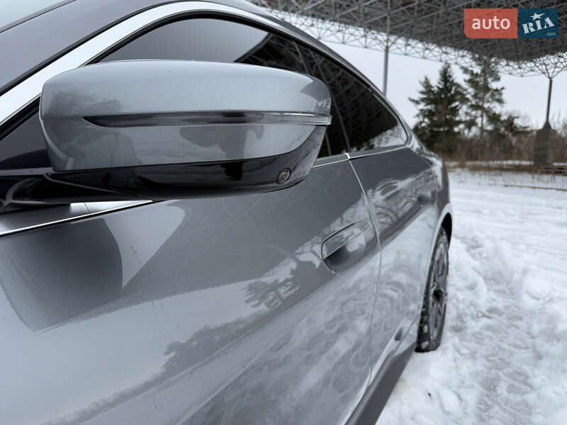 Купе BMW i4 2022 в Самборе