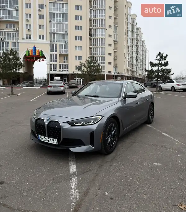 BMW i4