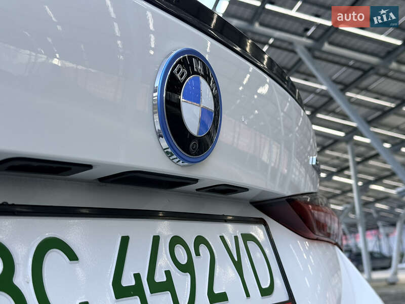 Купе BMW i4 2024 в Львове