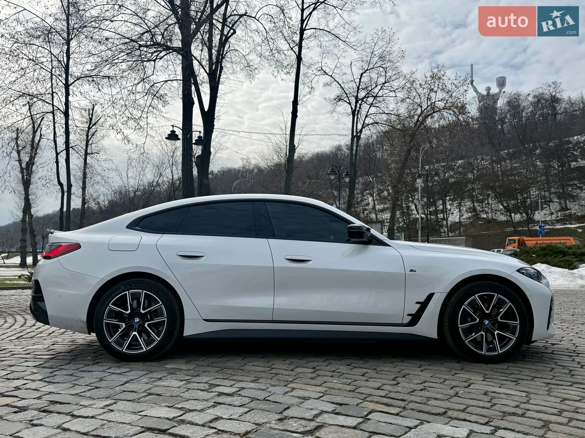 2024 BMW i4 - мініатюра 9