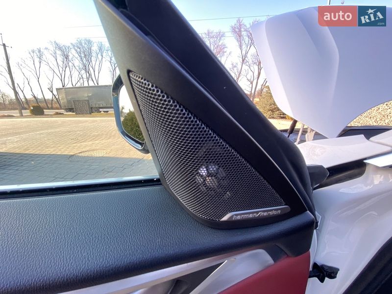 Купе BMW i4 2024 в Самборе