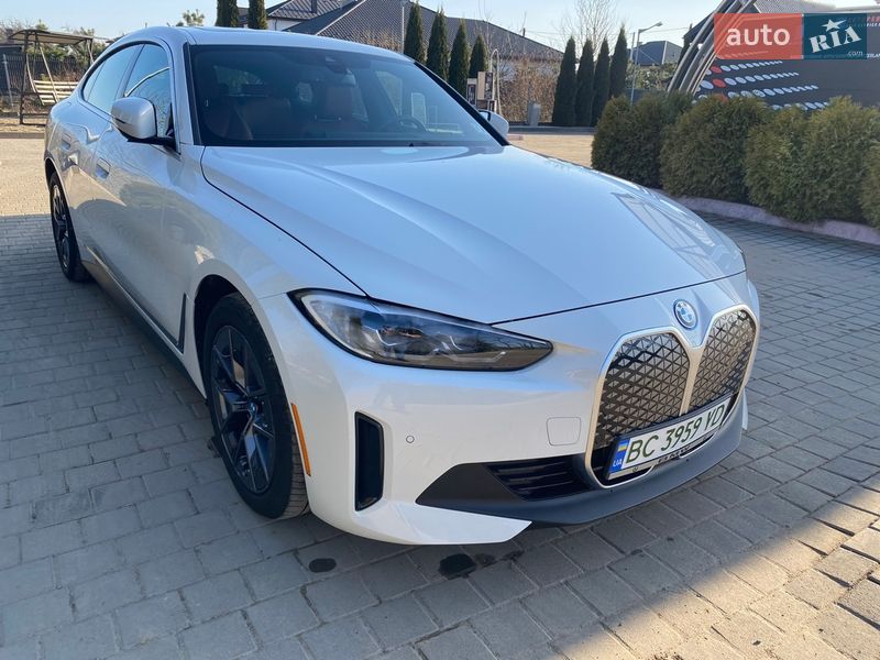Купе BMW i4 2024 в Самборе