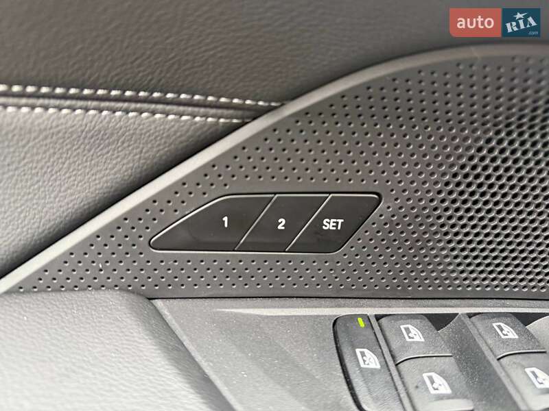 Купе BMW i4 2024 в Киеве