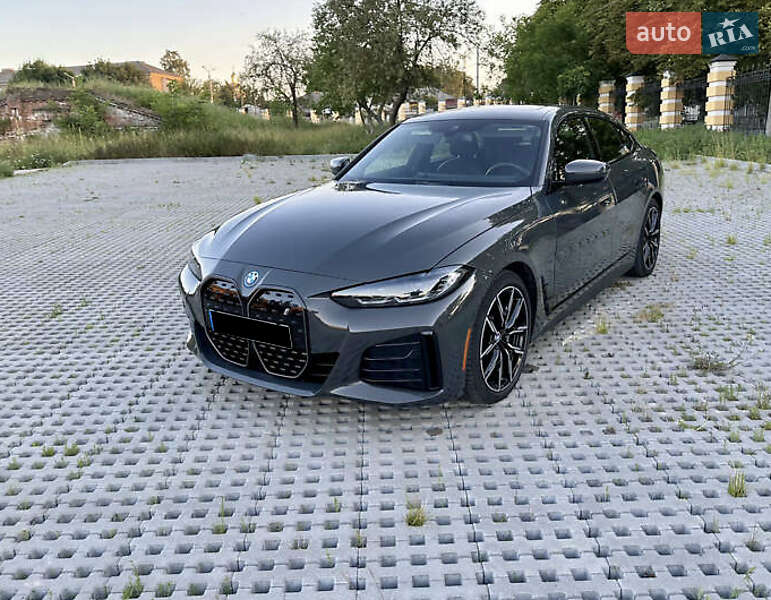 Купе BMW i4 2022 в Львове