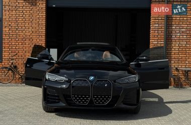 Купе BMW i4 2023 в Иршаве