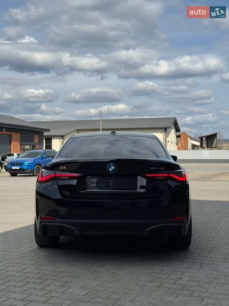 Купе BMW i4 2023 в Иршаве