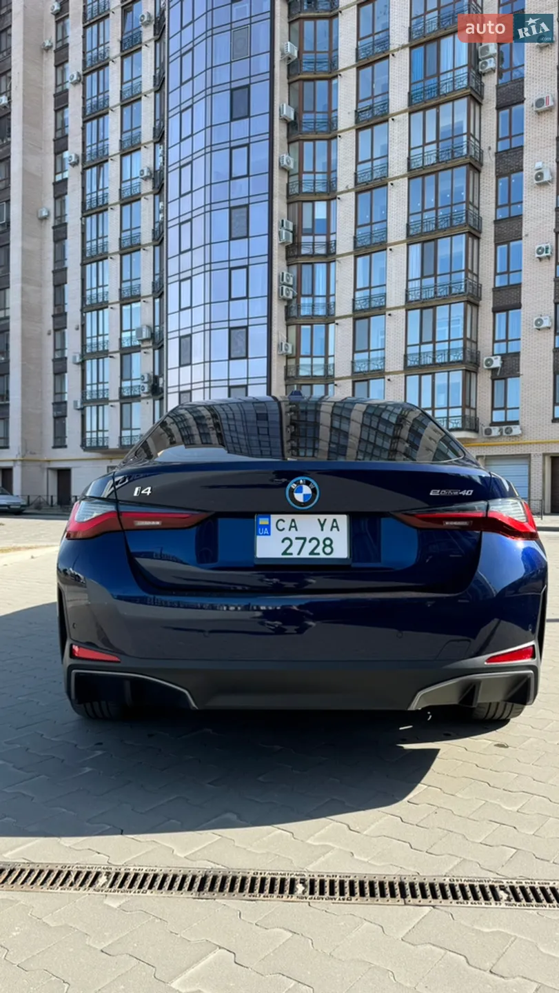 2022 BMW i4 - мініатюра 8
