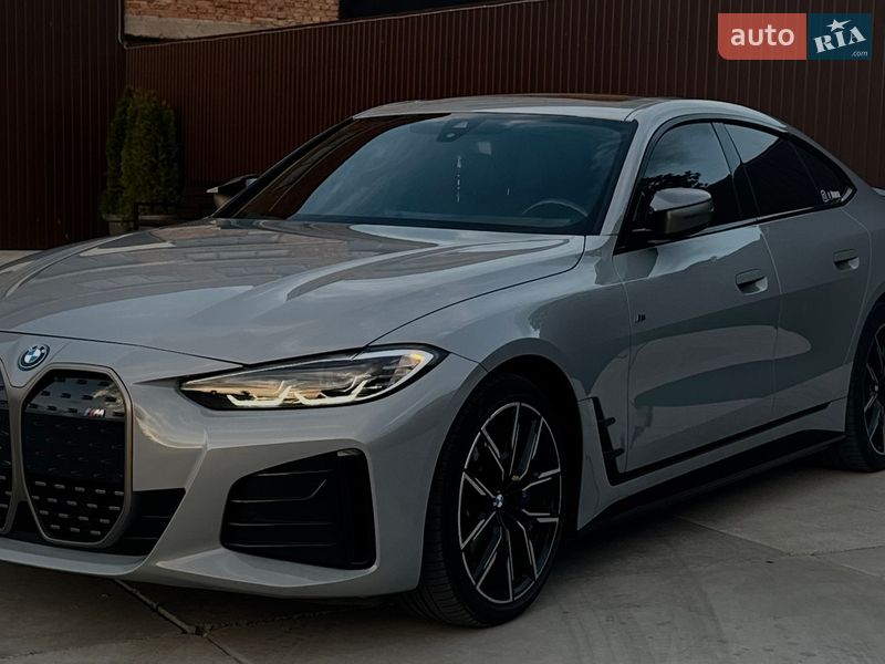 Купе BMW i4 2022 в Львове
