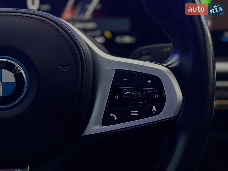 Купе BMW i4 2022 в Львове