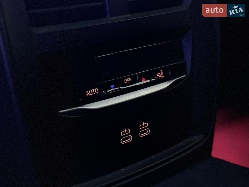 Купе BMW i4 2022 в Львове