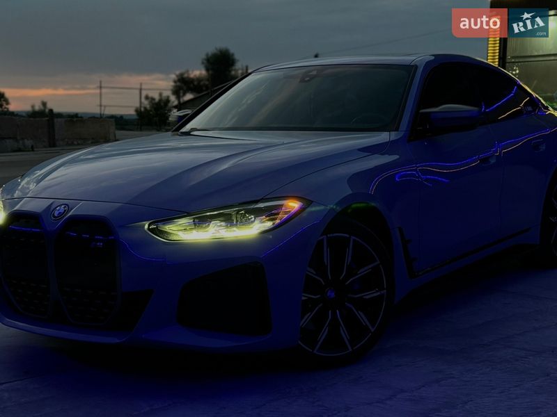 Купе BMW i4 2022 в Львове