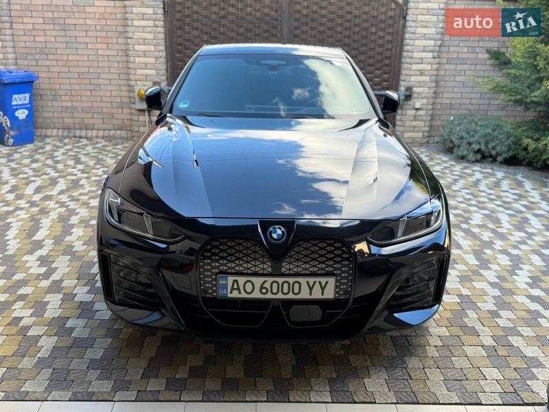 BMW i4 2025