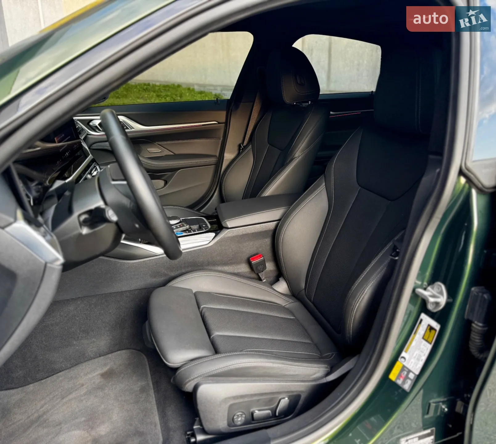 2024 BMW i4 - мініатюра 15