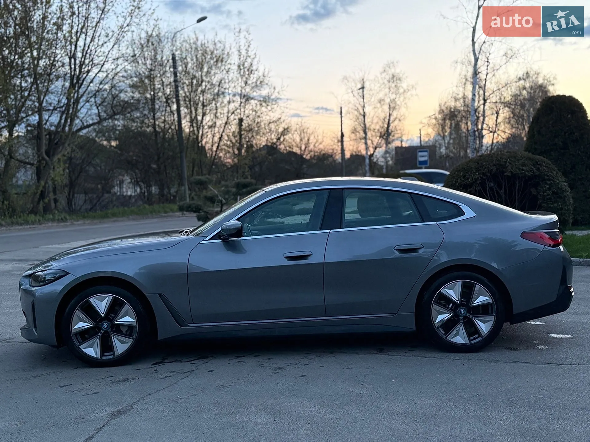 2024 BMW i4 - мініатюра 3