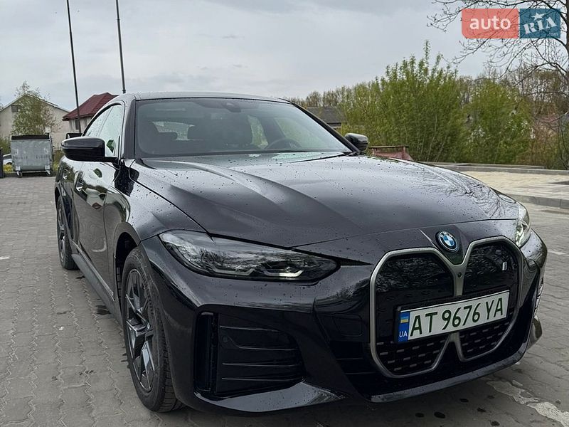 Купе BMW i4 2023 в Івано-Франківську