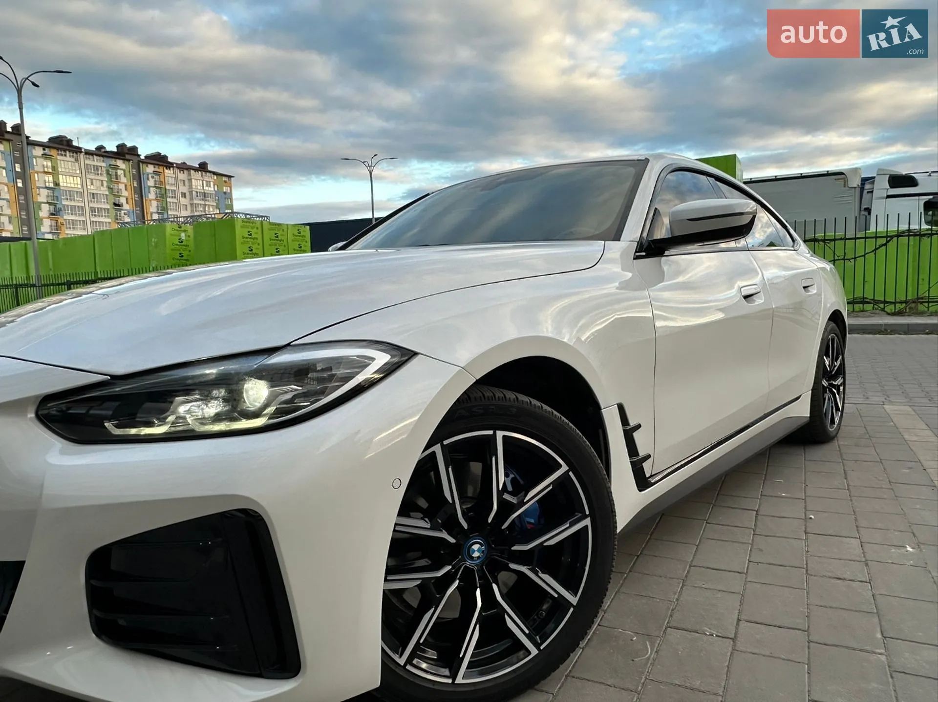 2022 BMW i4 - мініатюра 9