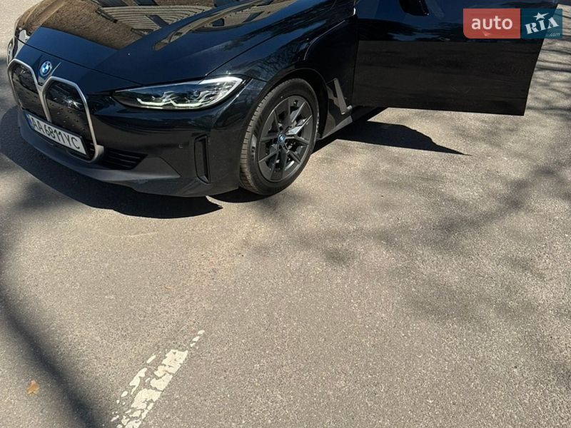 Купе BMW i4 2022 в Киеве